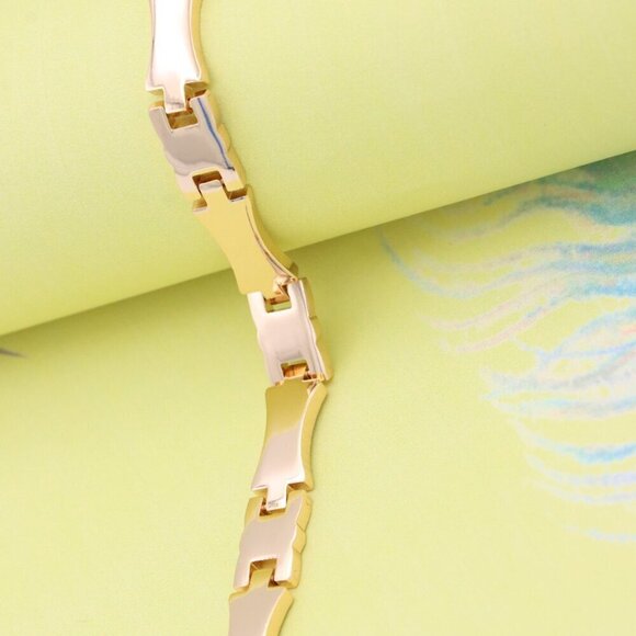 "Glossy Rose Gold Bracelet with Modern Curved Link Design, XPBL0876 - Picture 8 of 12